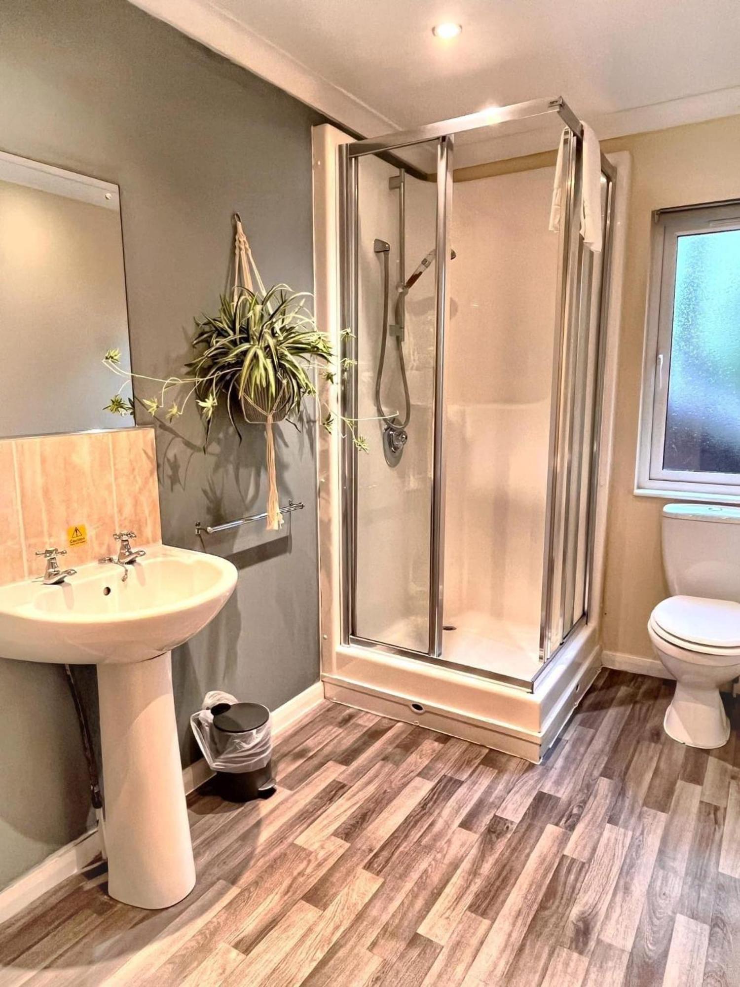 Welsh Villa-Hot Tub-Tenby-Carmarthen-Forestsetting Esterno foto
